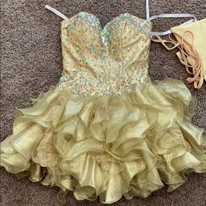 Hannah S Homecoming dress